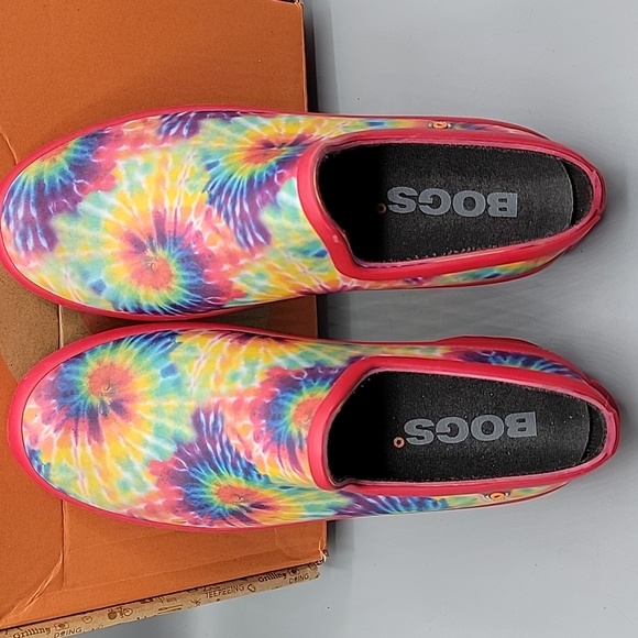 NIB Bogs Patch Clog Tie Dye size 7 - Picture 2 of 7